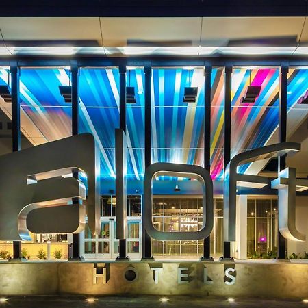 Aloft Savannah Airport Пуулър Екстериор снимка