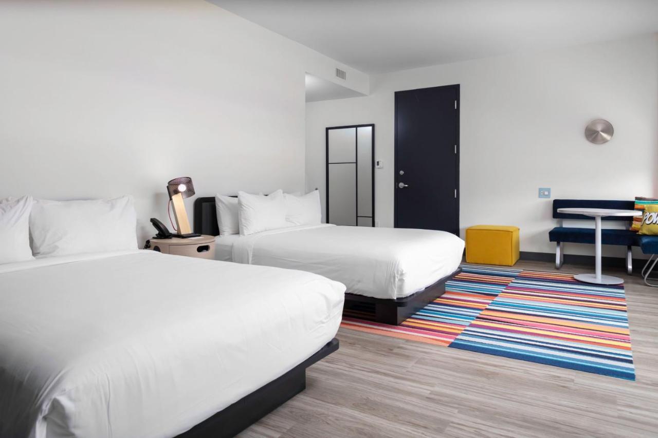 Aloft Savannah Airport Пуулър Екстериор снимка